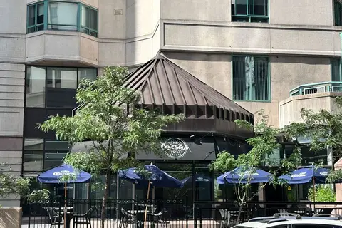407 Laurier Ave W Avenue 7