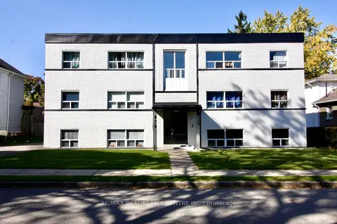 424 Argyle Street S #6