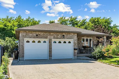 125 Langlaw Drive