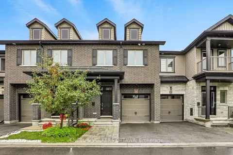 765 Dearborn Private W