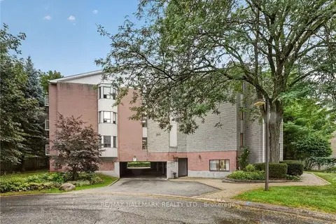 5 Niagara Street 301