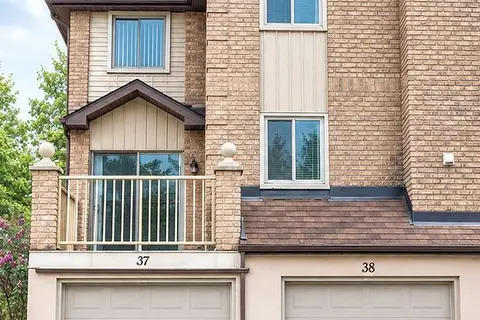 38 Elora Drive 38