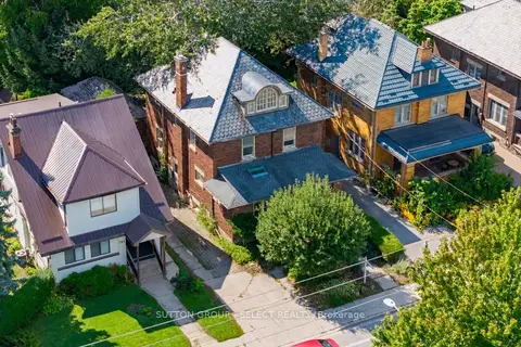 239 Ridout Street S