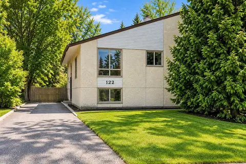 122 Rothesay Drive