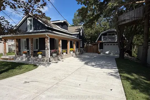 309 Alma Street