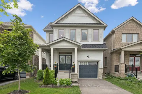 43 Harpin Way W