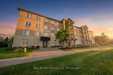 1083 Gordon Street 204