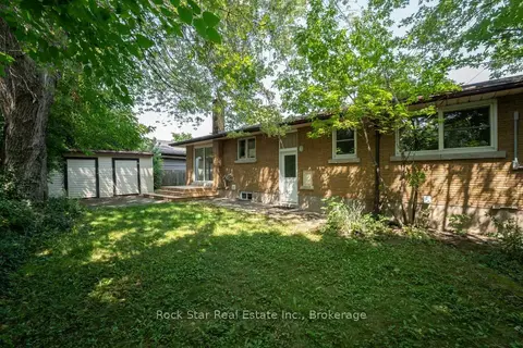 10 Cullen Drive Lower