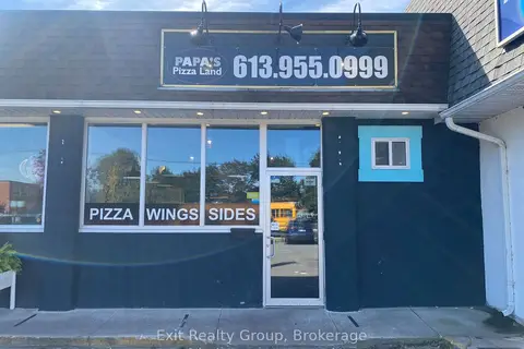 391 Dundas Street W Unit 4