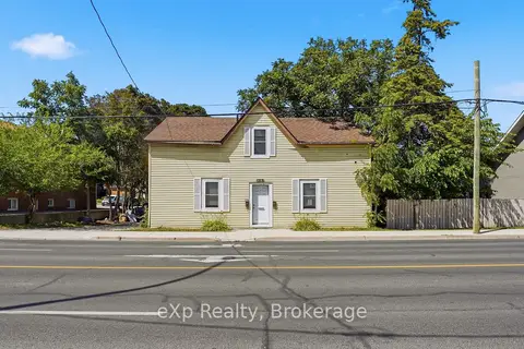 188 Dundas Street W