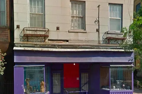 616A Dundas Street E