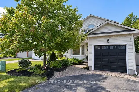 672 Farmbrook Crescent