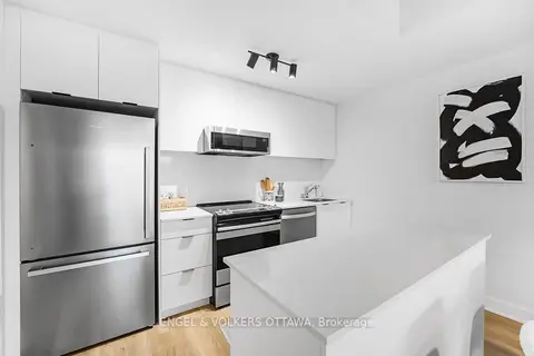 1655 Carling Avenue A1710