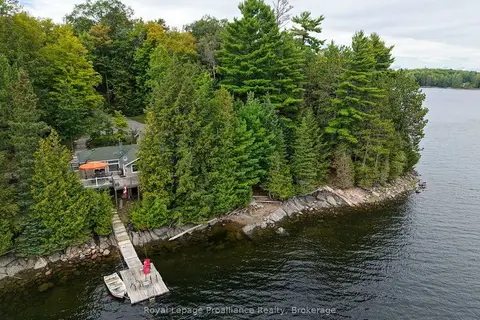 1077 Pukitis Trail