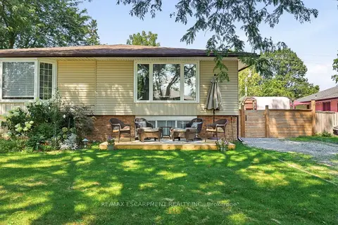 3 Glengrove Avenue