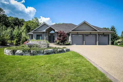 120 SCHOOLHOUSE Court