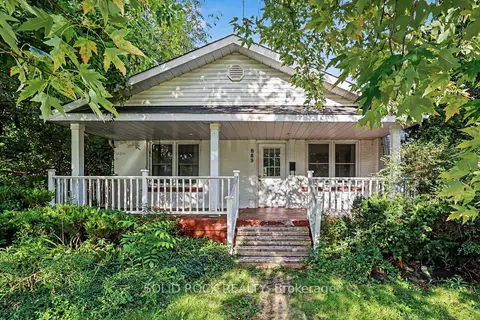 889 Mountainview Avenue