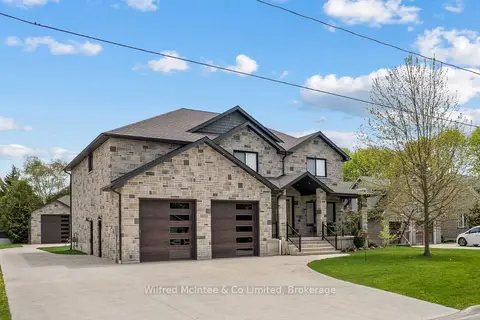 72 VICTORIA Street S