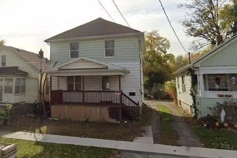 42 Russell Avenue