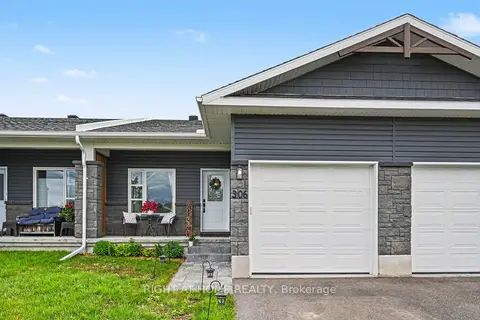 306 Forestview Crescent