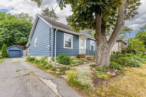 9 FORWARD Avenue