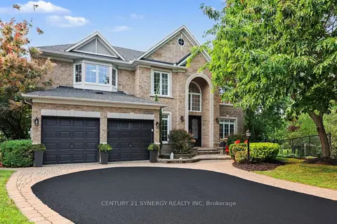 1783 Heatherstone Crescent