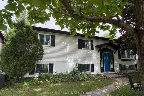 15B Dowdall Crescent