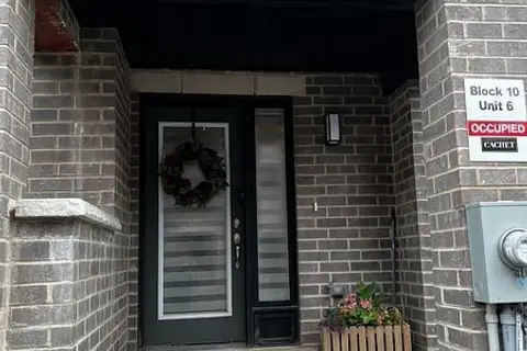 585 Colborne Street E 1006