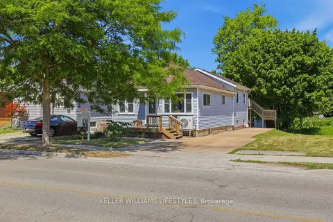 118 Emery Street W