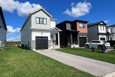 1604 Capri Crescent