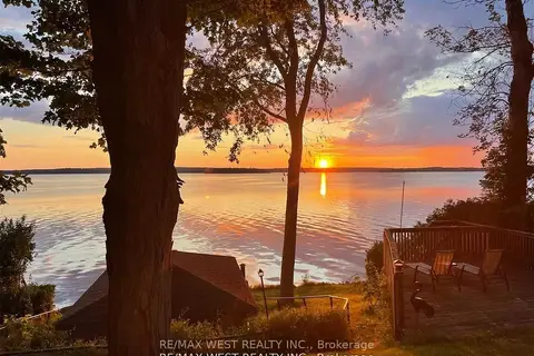 6060 Curtis Point Road 3
