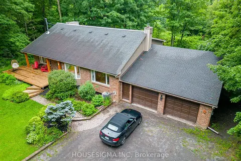 1437 Huntmar Drive