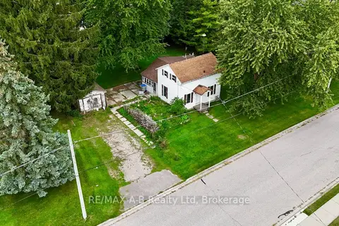 86 Salina Street N