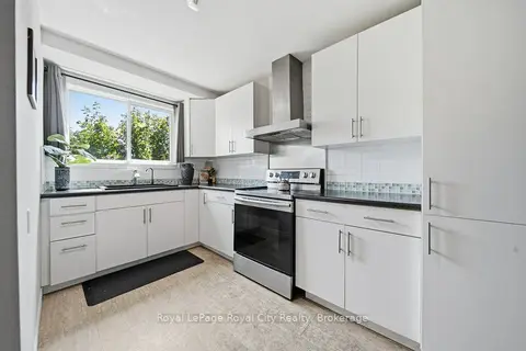 35 Rhonda Road 31