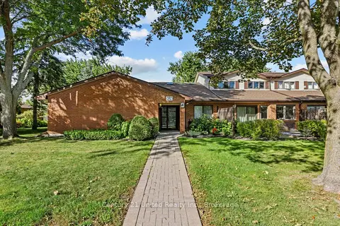 36 Champlain Crescent 10