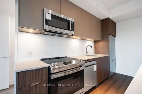 500 Upper Wellington Street 520