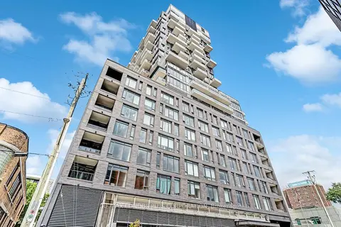 203 Catherine Street W 805