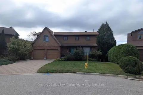8 Found Court