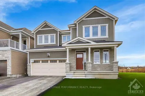 85 HACKAMORE Crescent