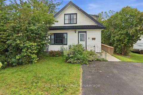5 Charlotte Street