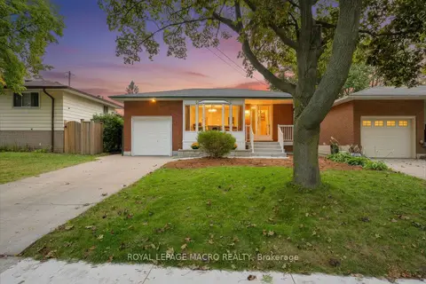 15 Clearwater Drive