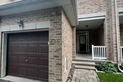 428 FOXHALL Way