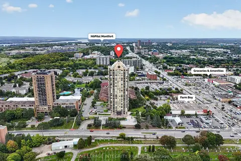 545 St Laurent Boulevard 302
