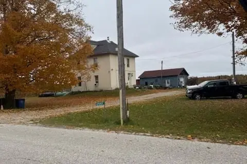 476407 3rd Line
