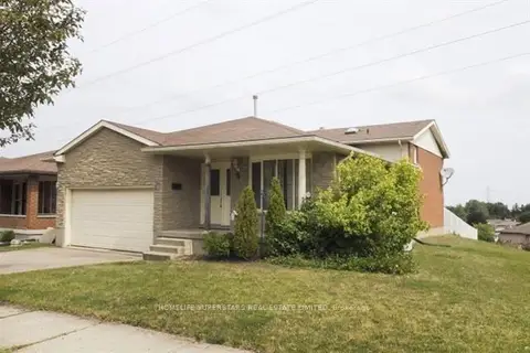 2 Hoddle Crescent