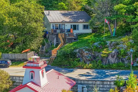 39 South Shore Road