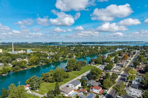 4166 Chippawa Parkway