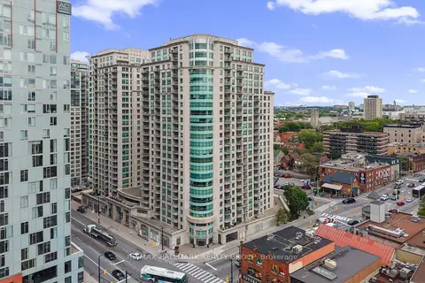 200 Rideau Street 1702