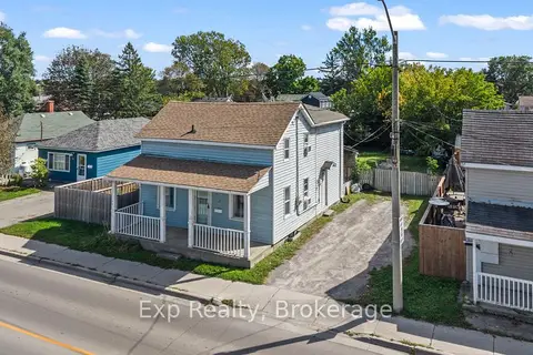 79 College Street E
