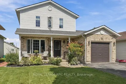 32 Poplar Crescent